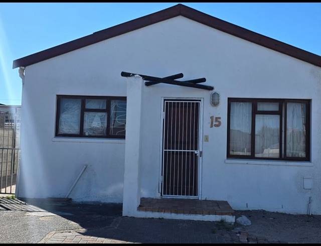 5 BEDROOM HOUSE FOR SALE IN KENSINGTON